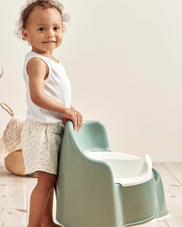 Pot fauteuil Coloris vert profond/blanc Babybjörn