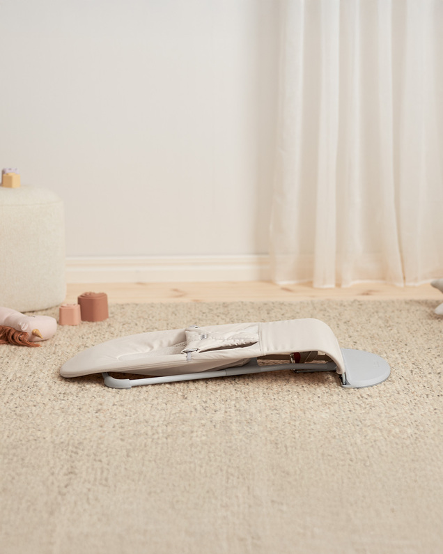 Transat Balance Soft jersey tissé Coloris beige clair Babybjörn